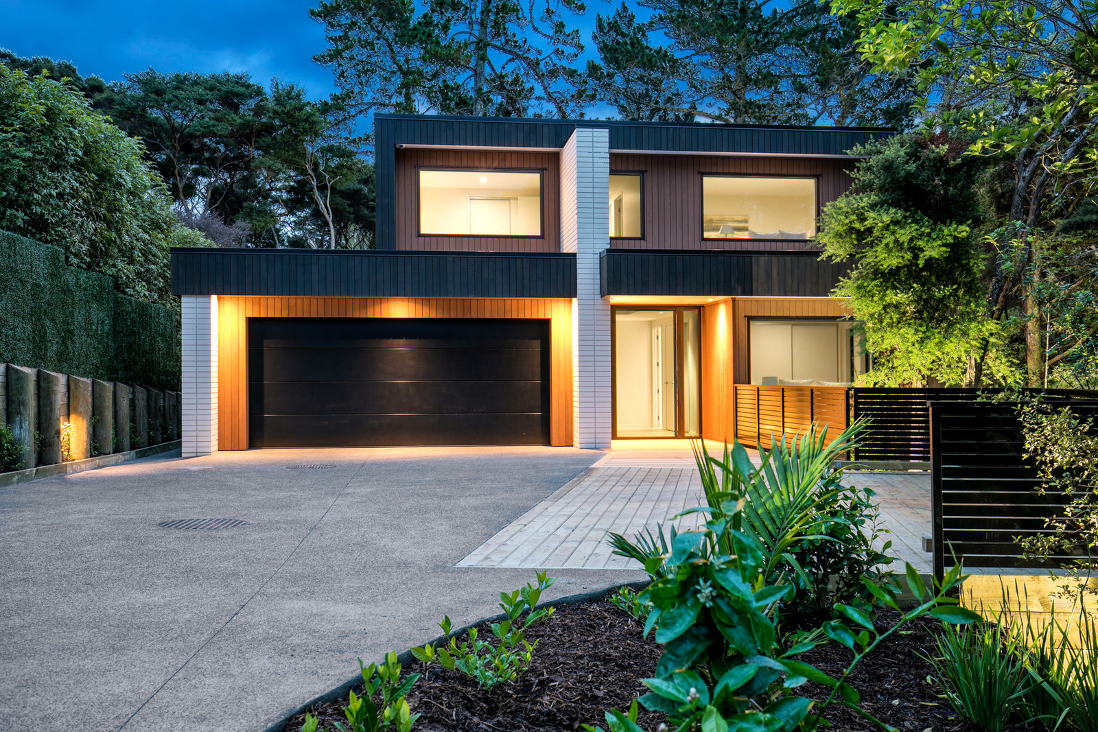 Meridian House — image 12
